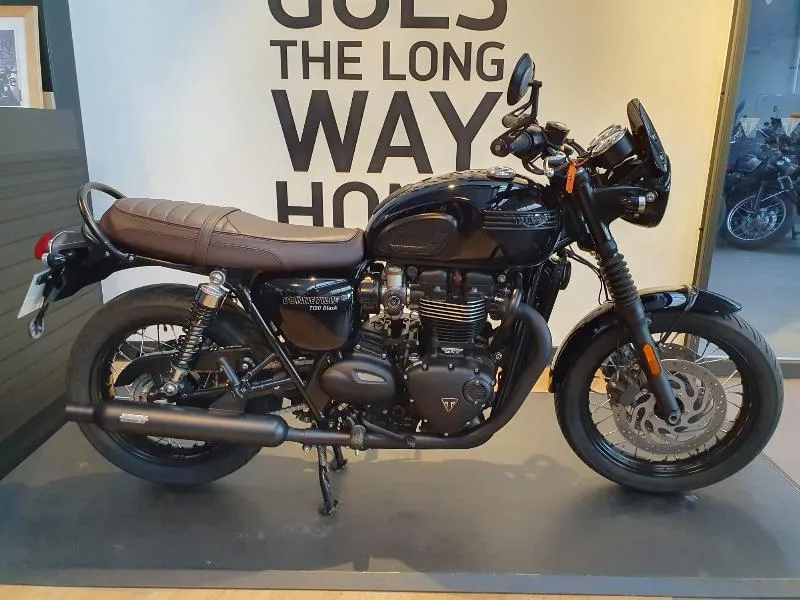 Bonneville T120 Black