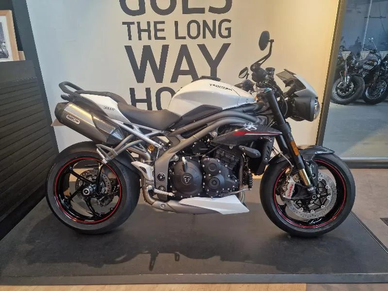 SPEED TRIPLE 1050 RS