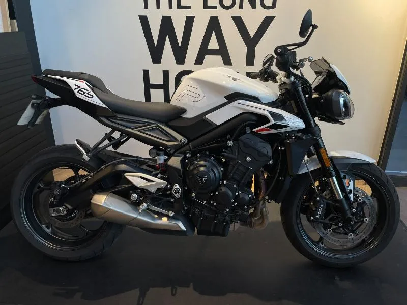STREET TRIPLE 765 R A2