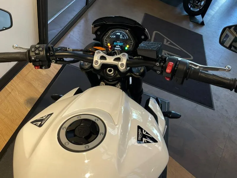 STREET TRIPLE 765 R A2