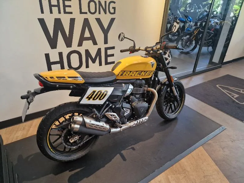 TRACKER 400