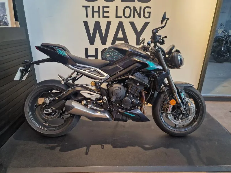 STREET TRIPLE 765 RS