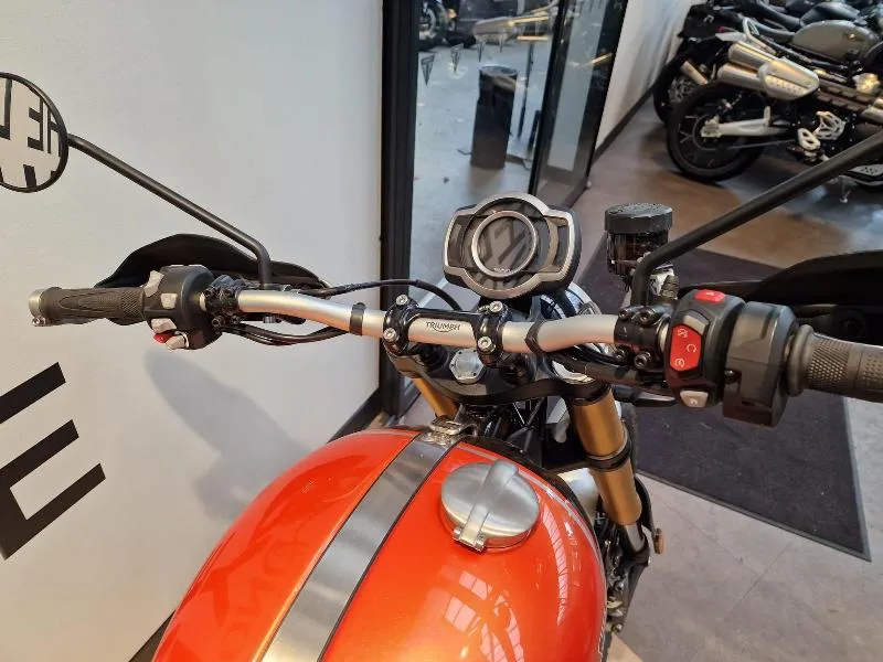 SCRAMBLER 1200 XE