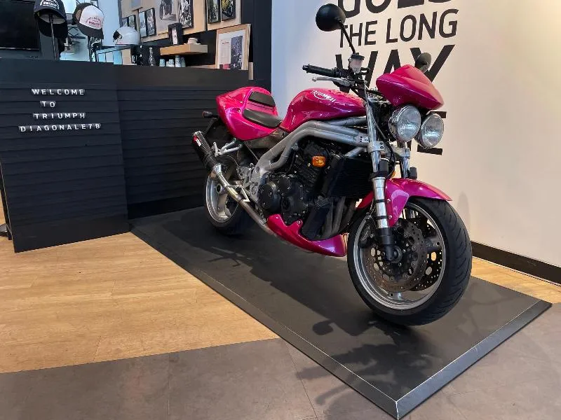 SPEED TRIPLE 955 2001
