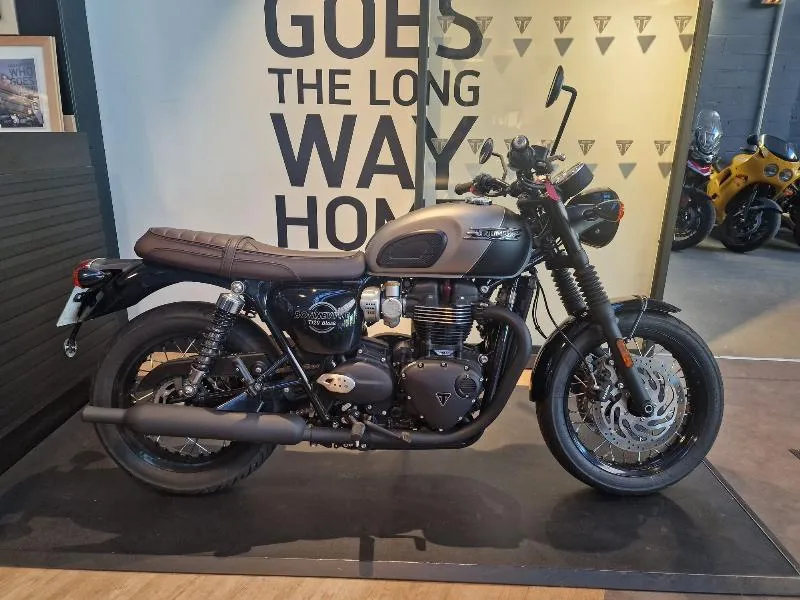 Bonneville T120 Black
