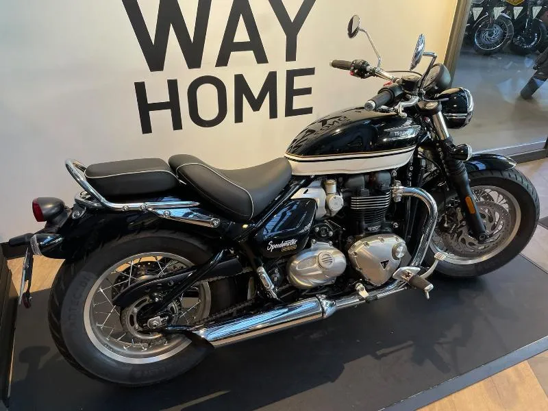 BONNEVILLE SPEEDMASTER 1200