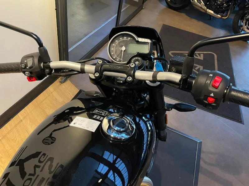 TRACKER 400