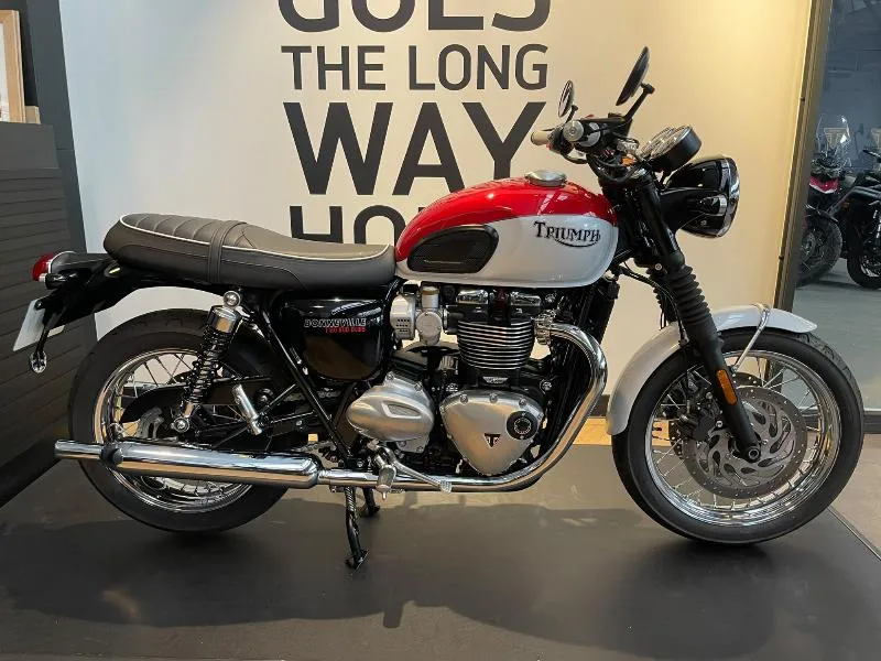 BONNEVILLE T120