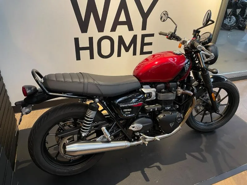 SPEED TWIN 900