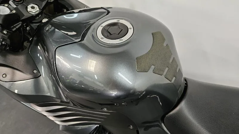 ZZR 1400