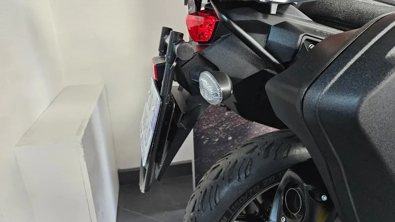 DL VSTROM 1000