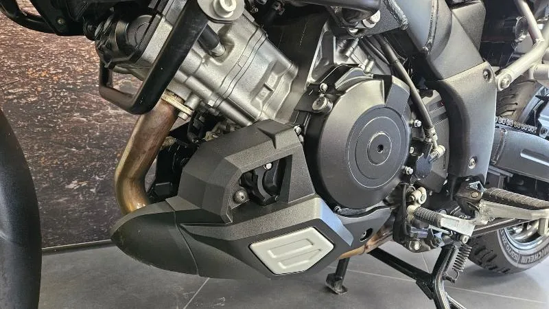 DL VSTROM 1000