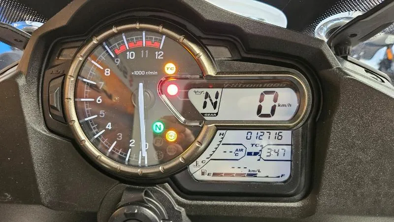DL VSTROM 1000