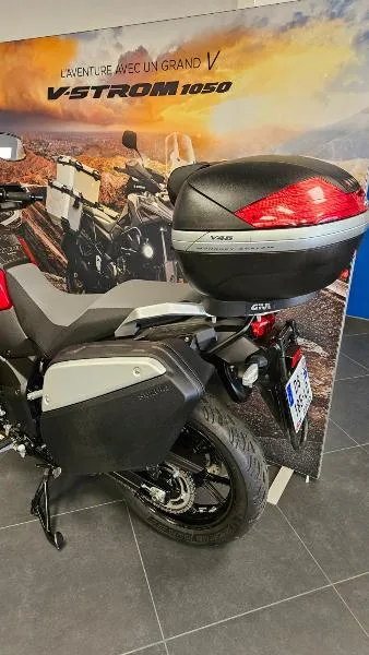 DL VSTROM 1000