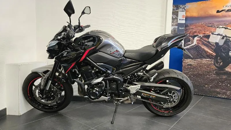 Z 900