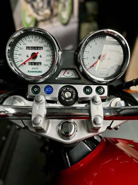 ZR7