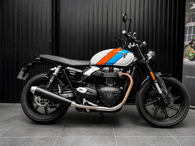 SPEED TWIN 900