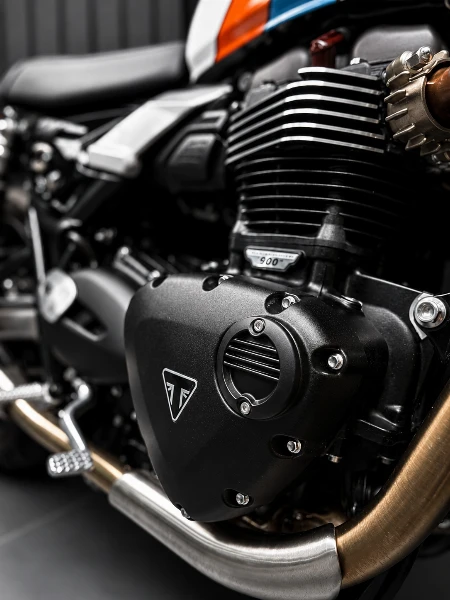 SPEED TWIN 900