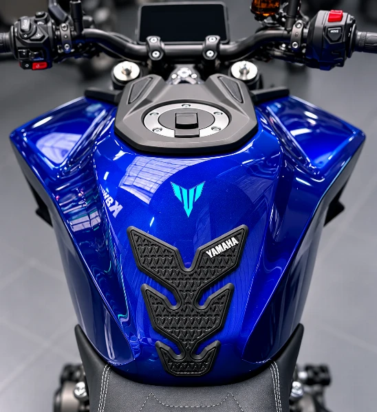MT09