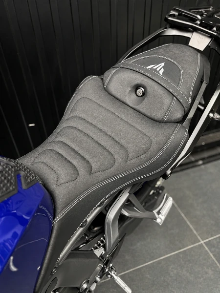 MT09