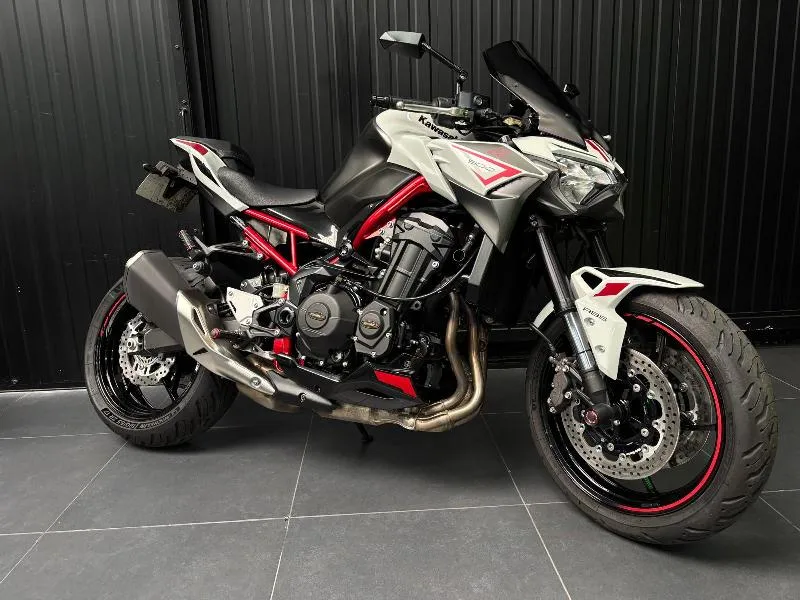 Z 900