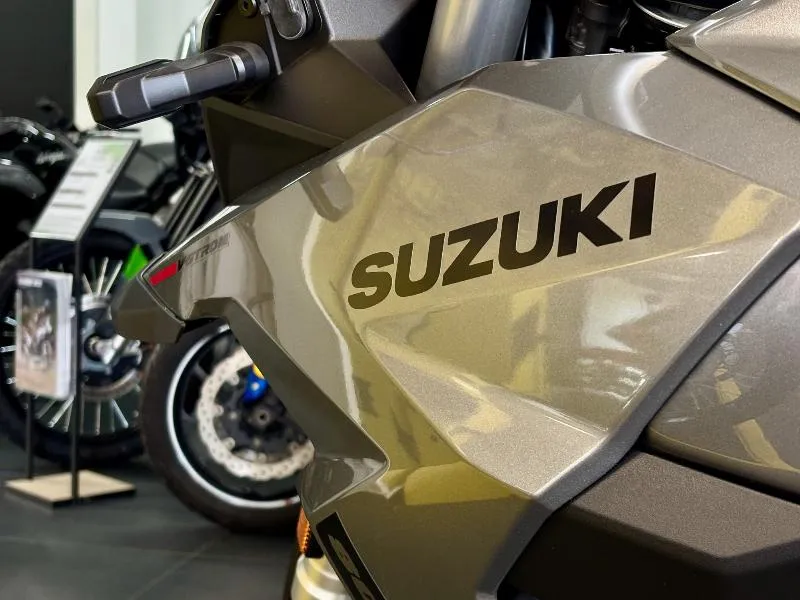 VSTROM 800SE