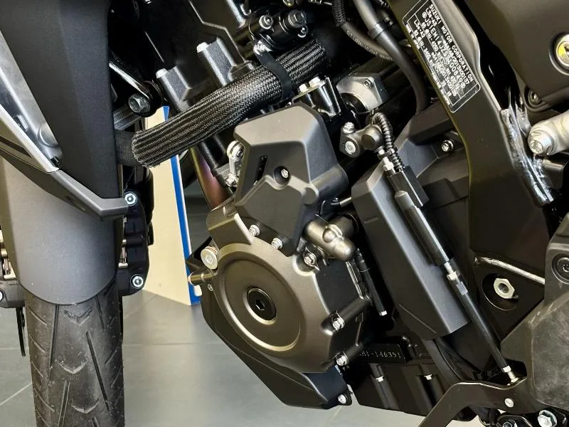 VSTROM 800SE