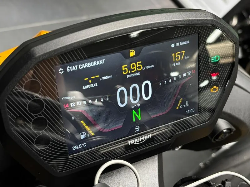 STREET TRIPLE 765 R