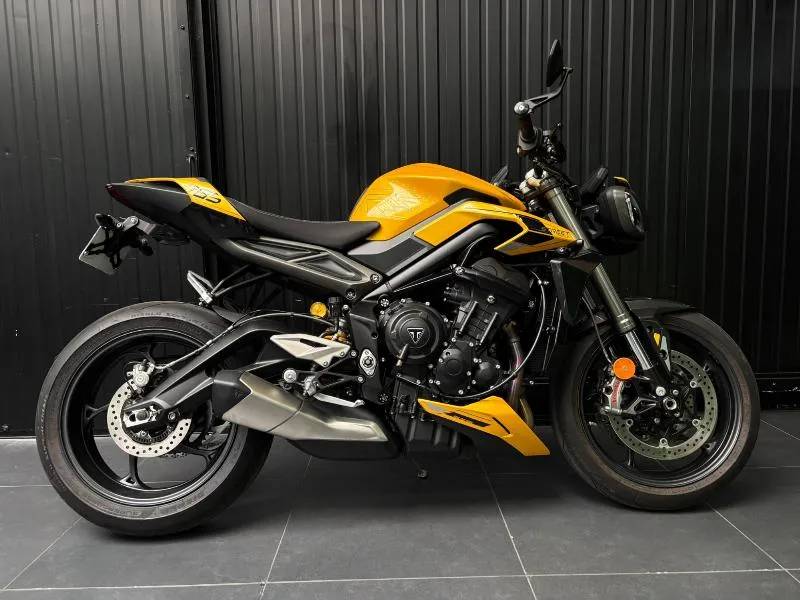 STREET TRIPLE 765 R