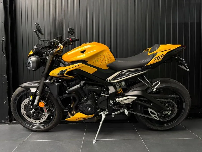STREET TRIPLE 765 R