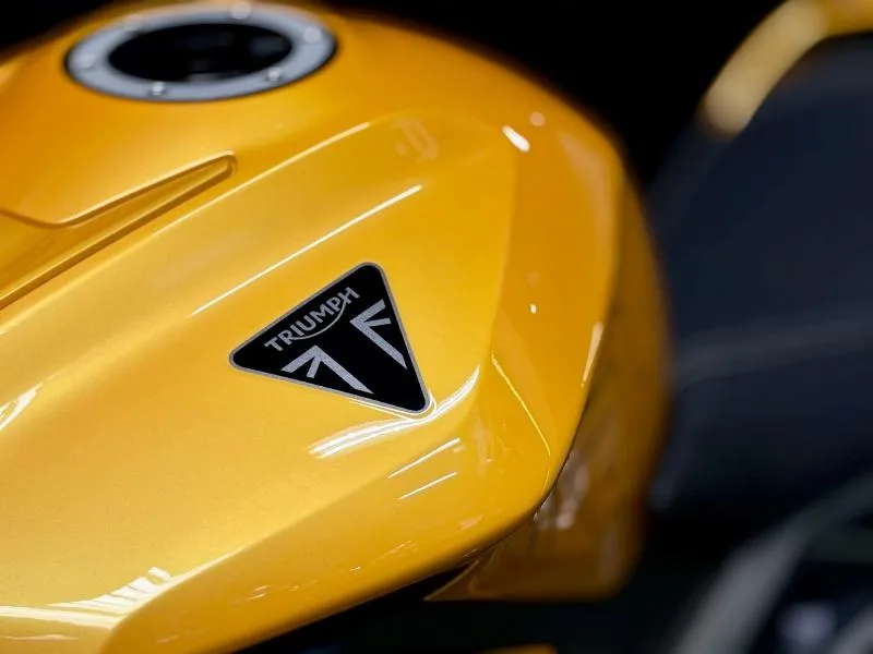 STREET TRIPLE 765 R