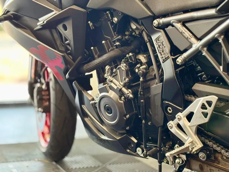 GSX8R