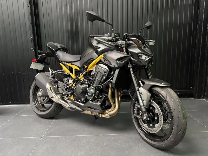 Z 900