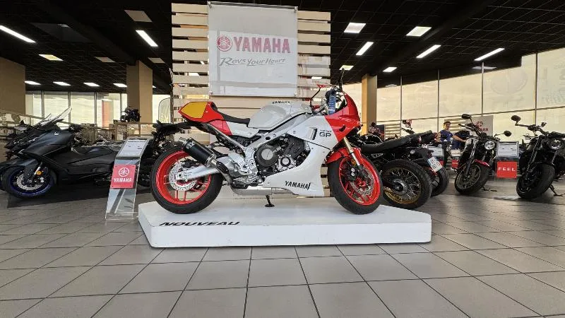 XSR 900 GP