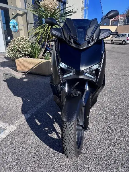 XMAX 300 Tech Max