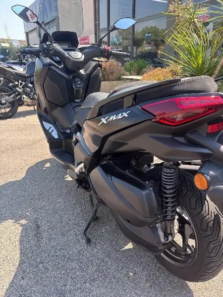 XMAX 300 Tech Max