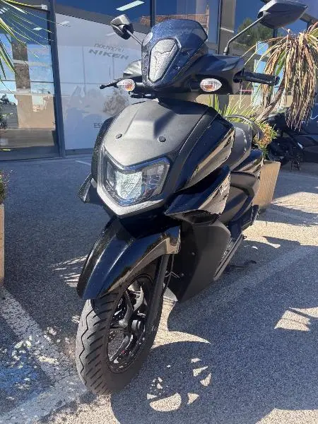 RayZR 125
