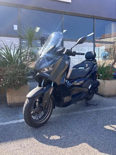 XMAX 125 TECH MAX