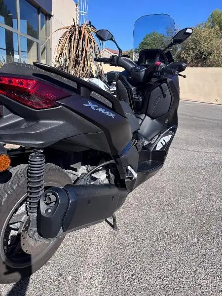 XMAX 300 Tech Max