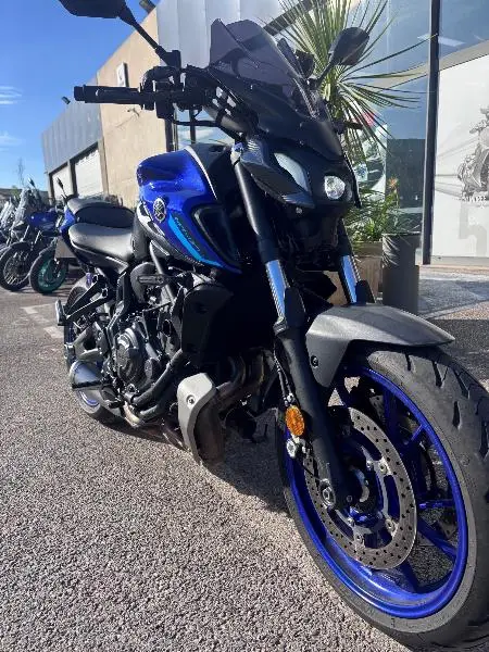 MT07