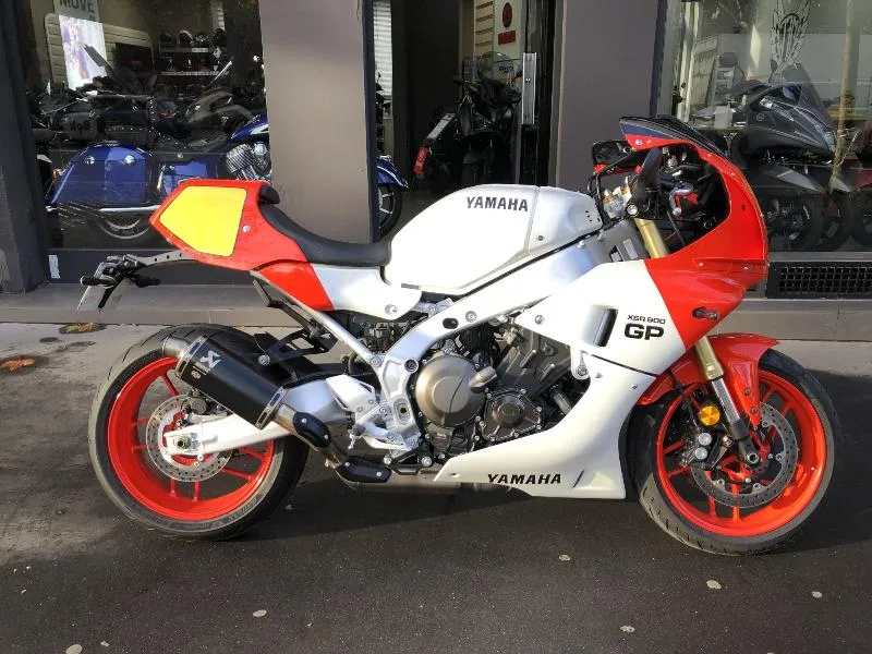 XSR 900 GP