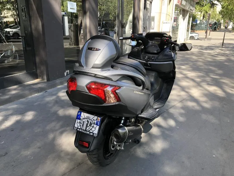 BURGMAN 650