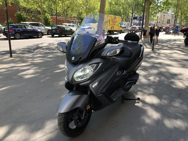 BURGMAN 650