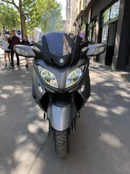 BURGMAN 650