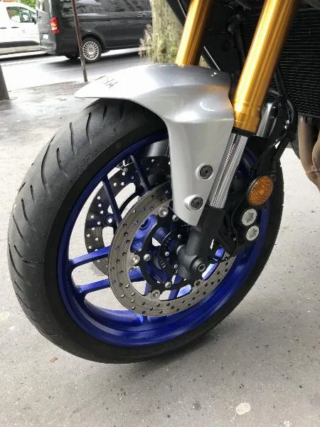 TRACER 9 GT