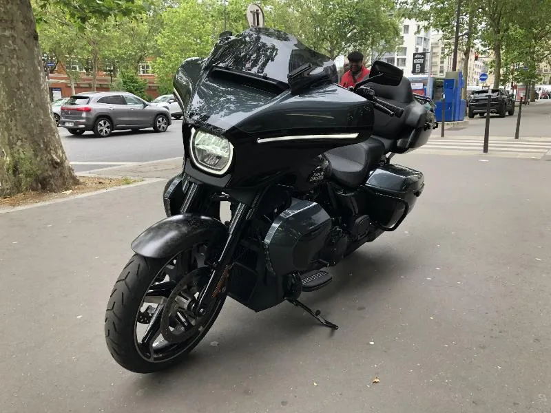 TOURING STREET GLIDE 1923 ULTRA
