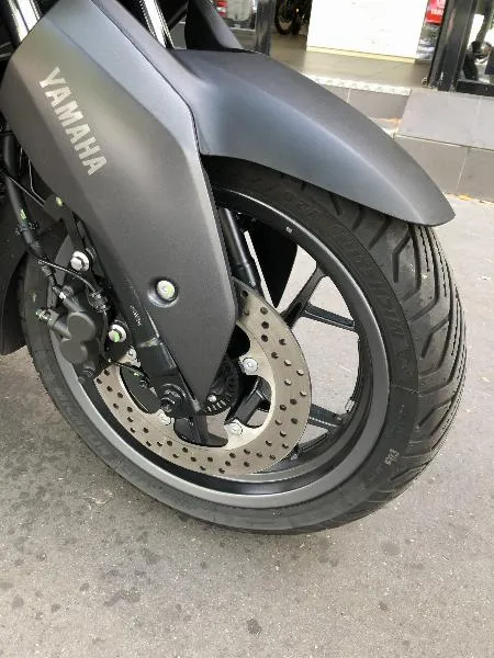 XMAX 300