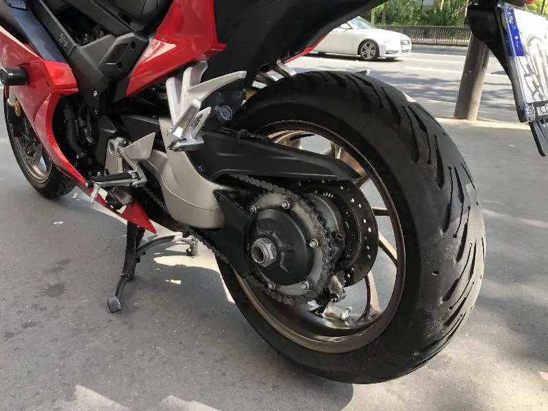 VFR 800 F