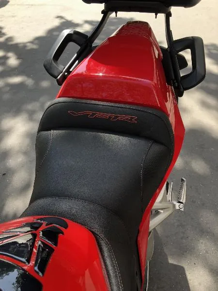 VFR 800 F
