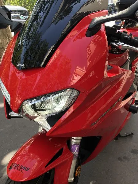 VFR 800 F